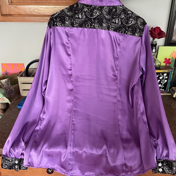 Custom button down - Picture 2 of 2